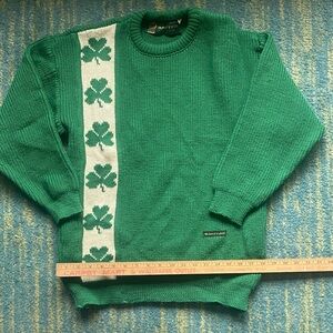 Blarney Castle Wool Shamrock Green Men's Sweater size Small made in Ireland